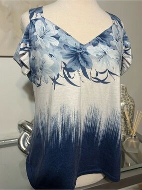 Cold-Shoulder Floral Ombre V-Neck Top - Blue